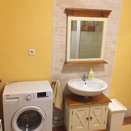 Big House Apartment